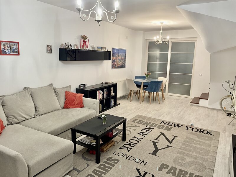 Ghencea, Dantelei, Casa P+2 etaje, 161mp, living +4 camere, proprietar